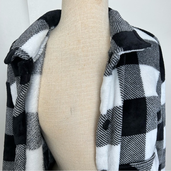 Cozy Fuzzy Shacket Shirt Jacket - Picture 9 of 12
